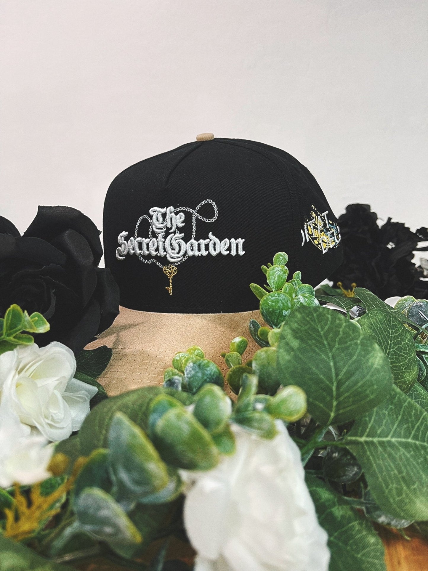 THE SECRET GARDEN CAP - RisexCompany